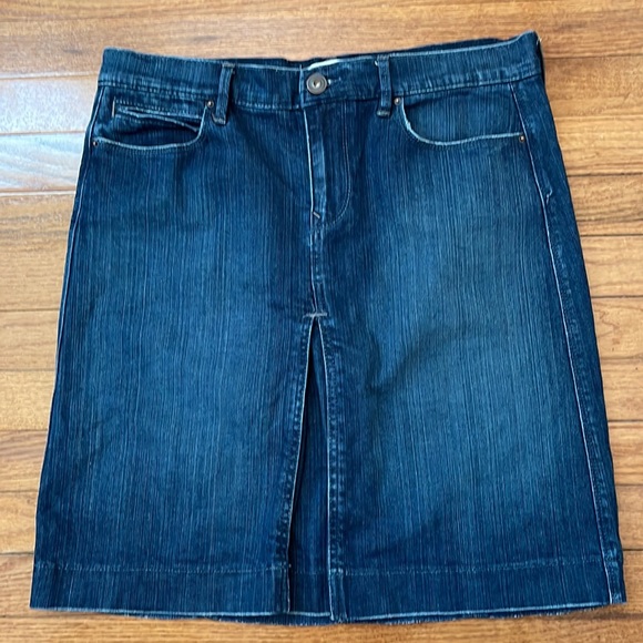 Old Navy Jean Skirt - Picture 4 of 16